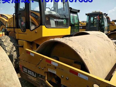 二手柳工22噸震動壓路機轉(zhuǎn)讓，價格實惠，工程機械優(yōu)質(zhì)選擇